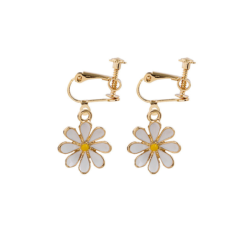 White Daisy Earrings/Clip-on Earrings