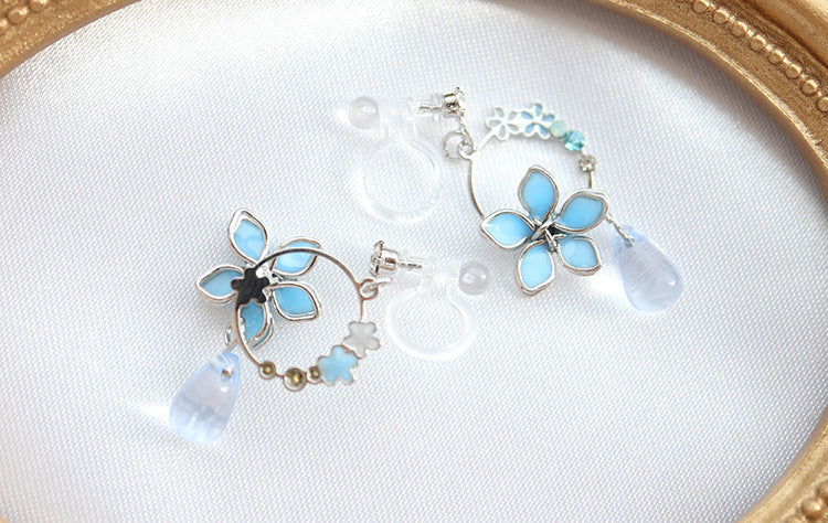 Sweet Floral Earrings/Clip On Earrings