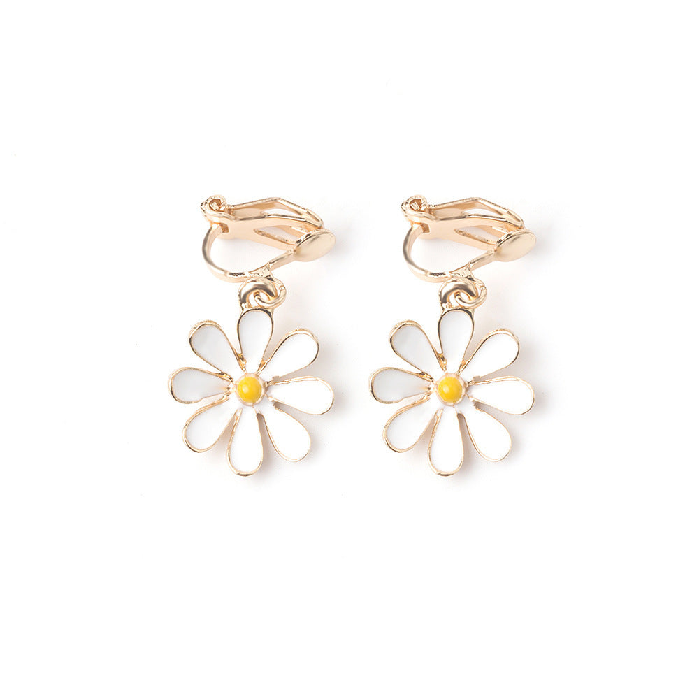 White Daisy Earrings/Clip-on Earrings