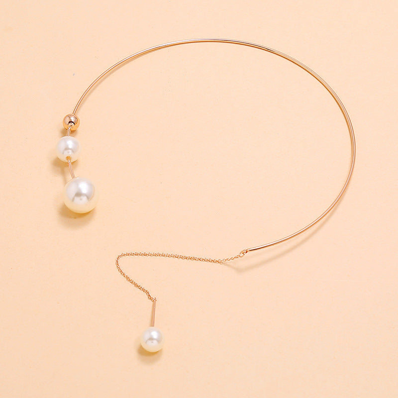 Open Front Pearl Dangling Necklace