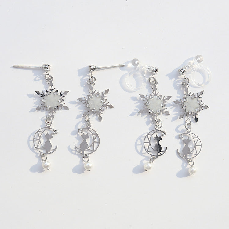 Snow Flakes Moon Cat Clip On/Earrings