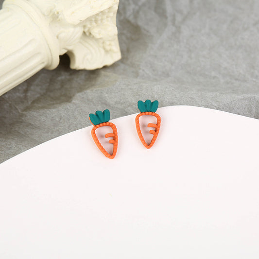 Carrot Graphic Stud Earrings