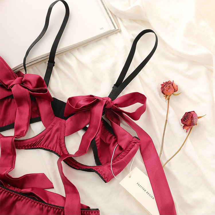 Women Sexy Ribbon Lingerie Set.