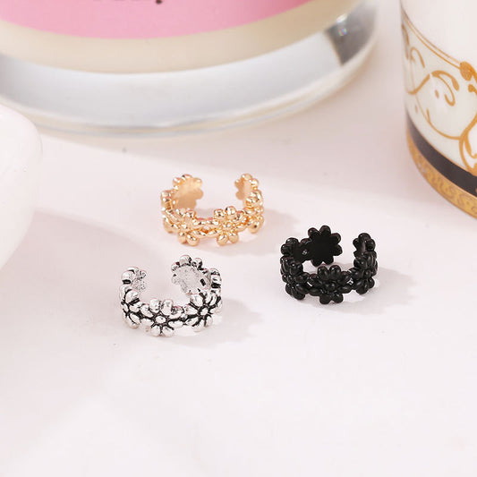 Floral U-Shaped Daisy Ear Cuff