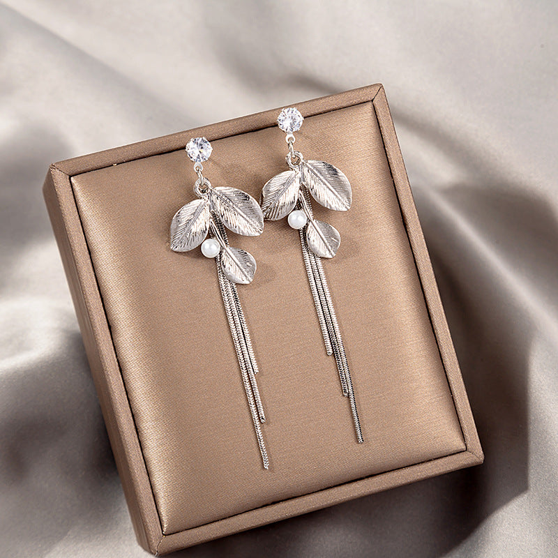 Rhinestone Leaf Matte Silver Pearl Earrings