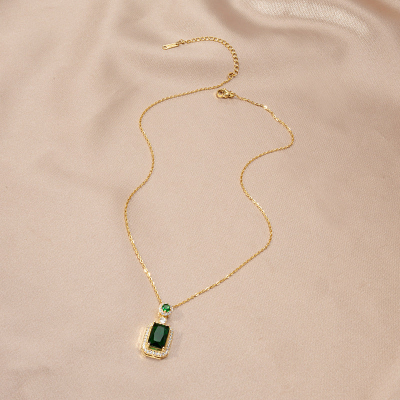 Emerald Green Zircon Pendant Necklace