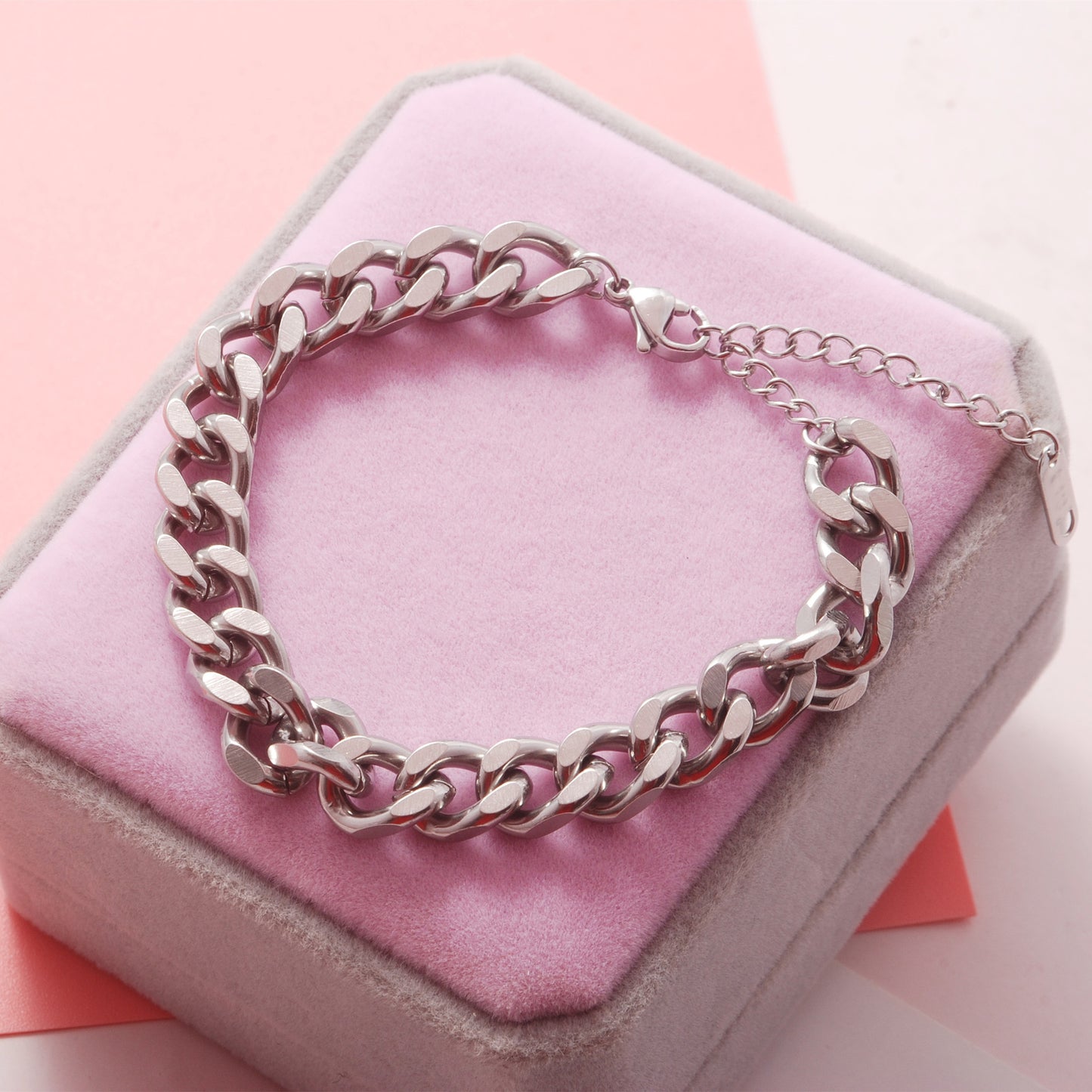 Gold Chain Fashion Bracelet Women