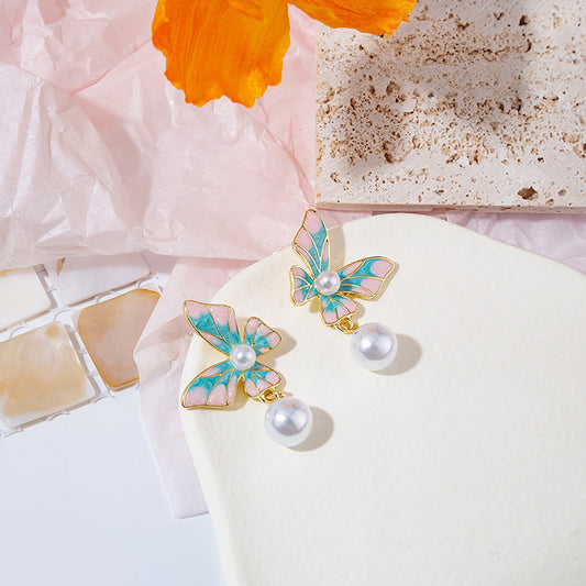 Gradient Butterfly Pearl Stud Earrings