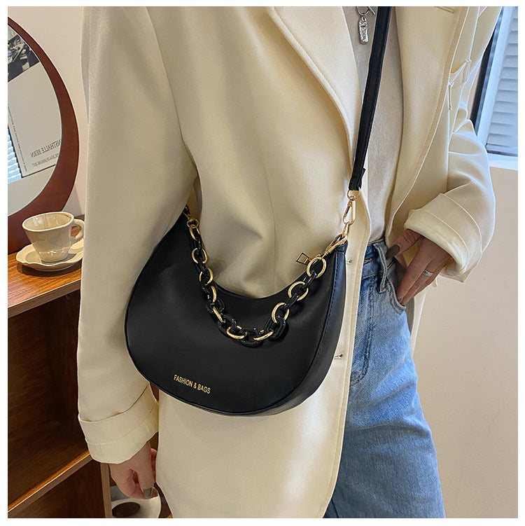 U-Shaped Front Chain Crossbody Bag - M I I X A S